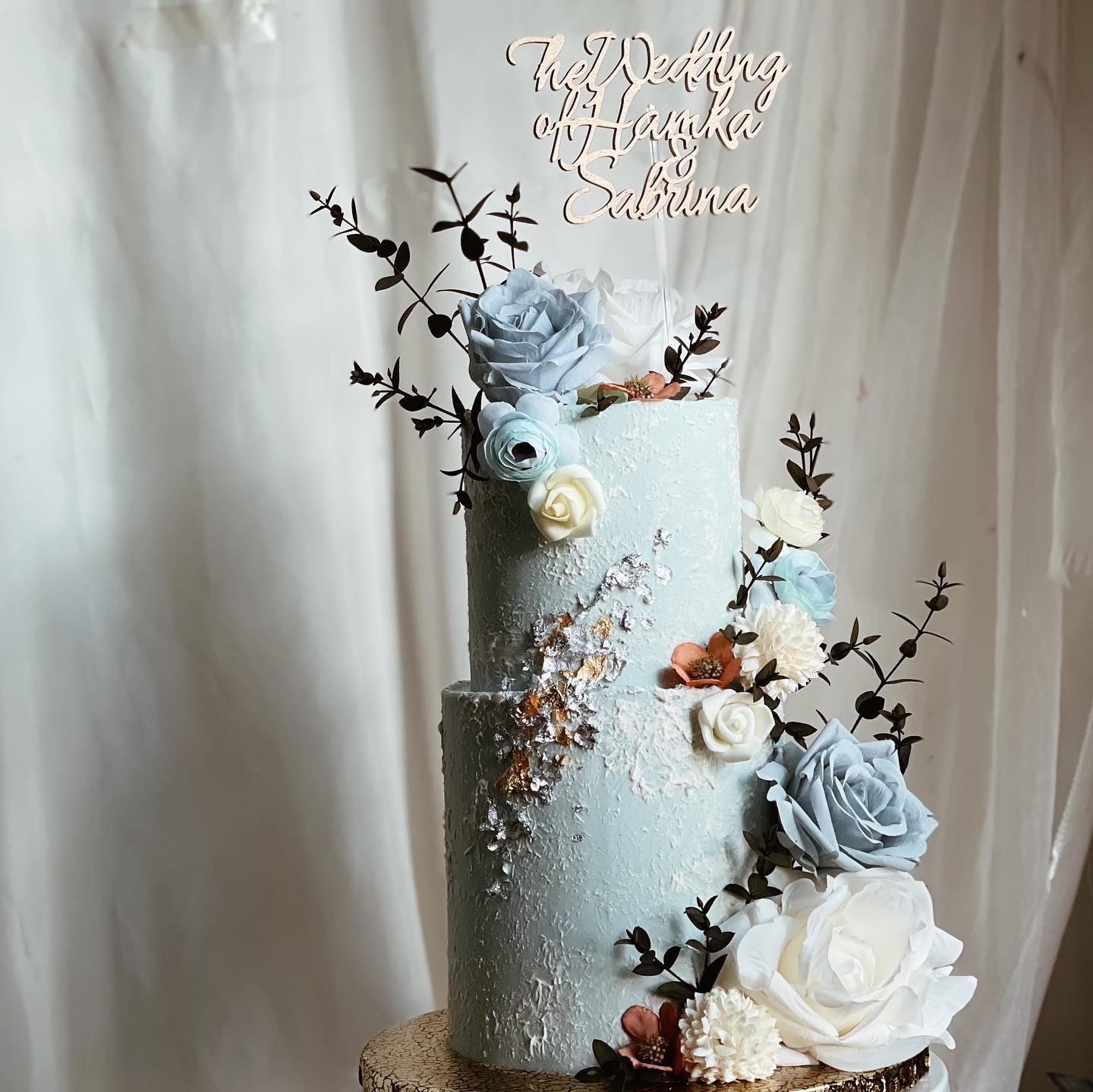 Mary Anne - Textured & Flowery