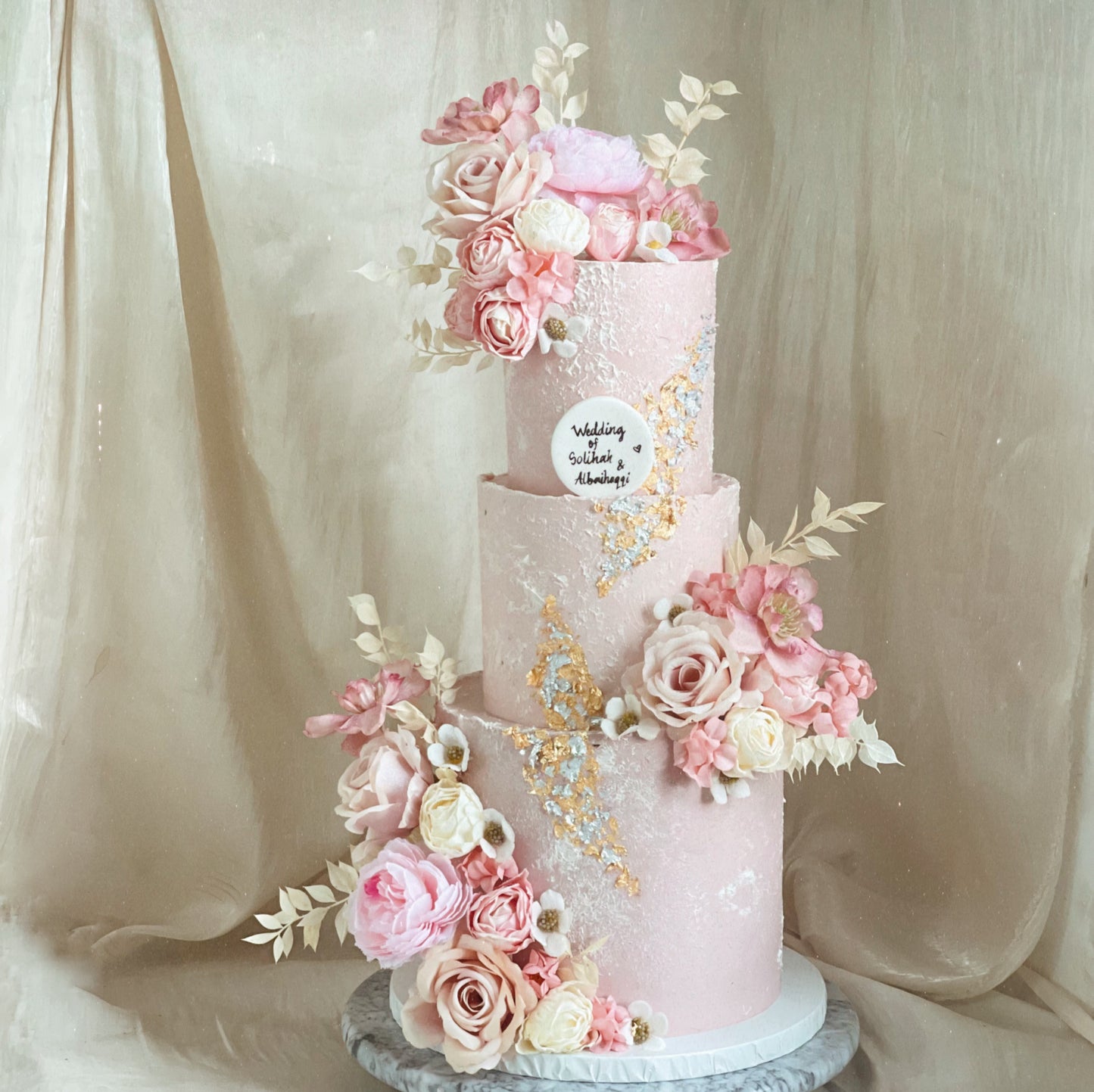 Mary Anne - Textured & Flowery