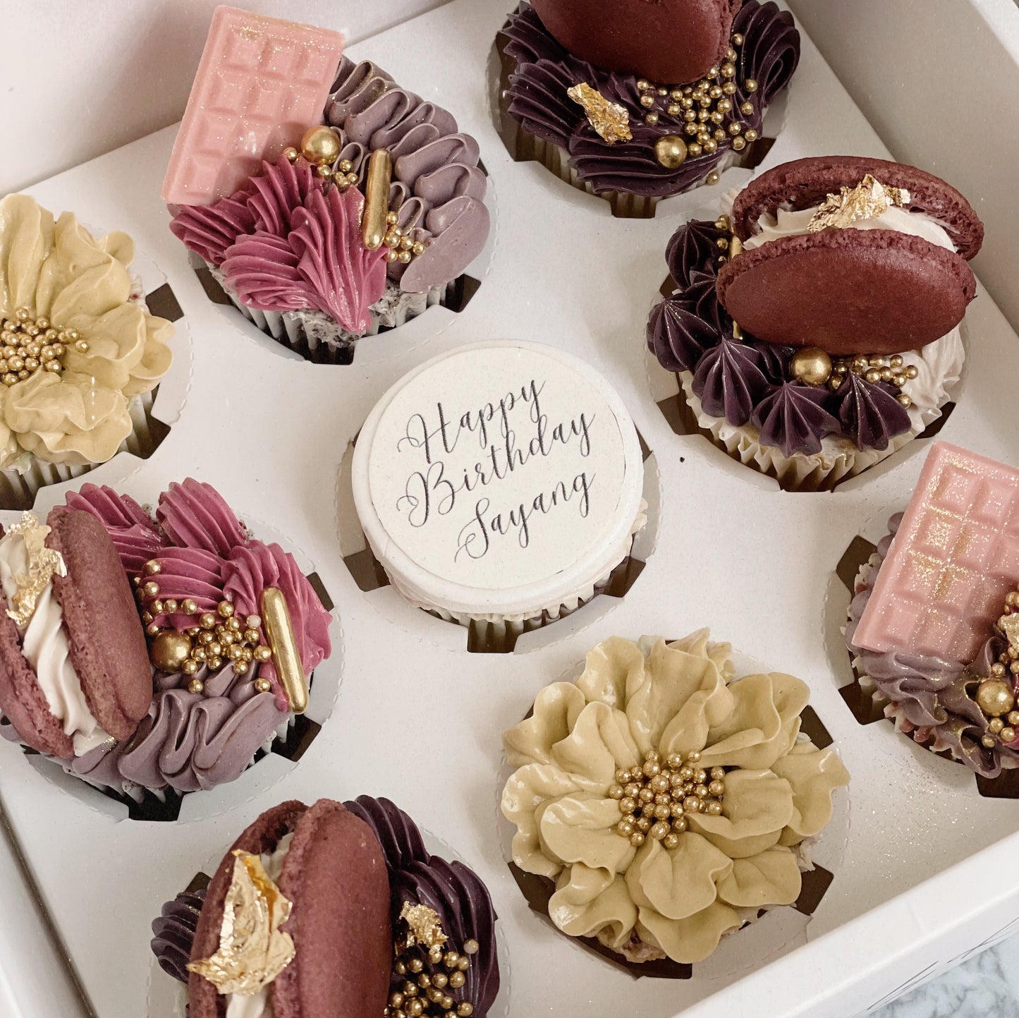 9s Cupcake Set