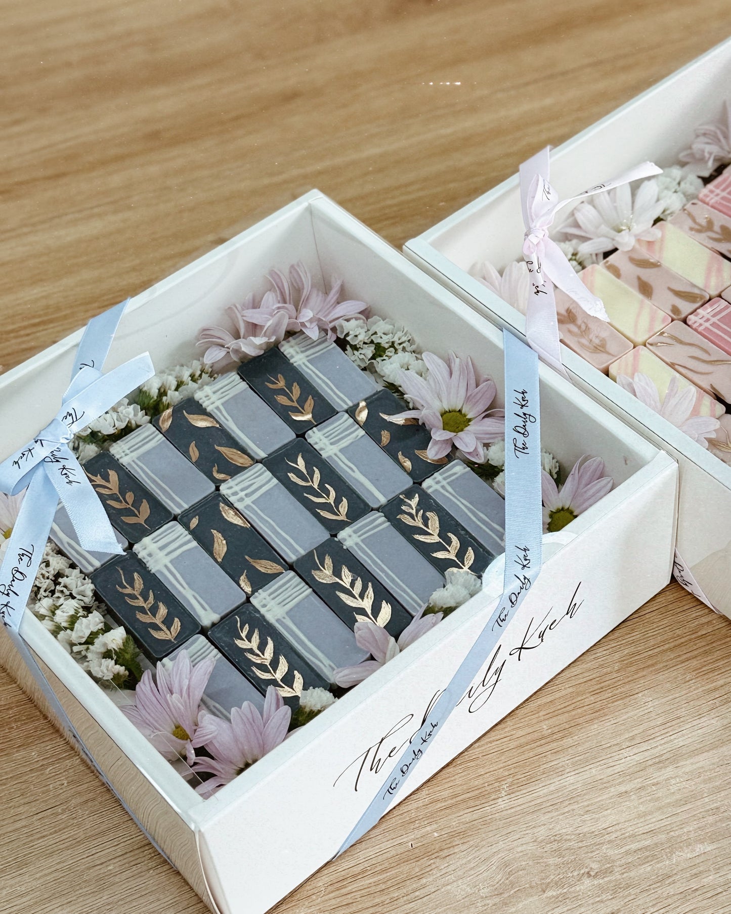 [NEW LOOK] Chocolate Box