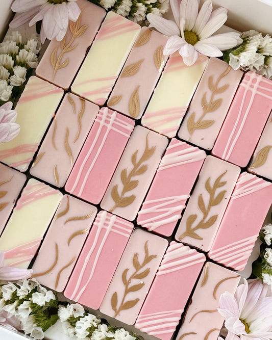 [NEW LOOK] Chocolate Box